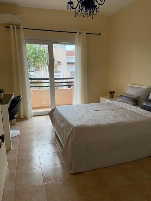 Appartement En Residence + Grande Terrasse Sur Le Toit Saïdia 外观 照片