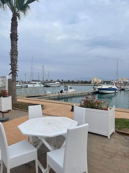 Appartement En Residence + Grande Terrasse Sur Le Toit Saïdia 外观 照片