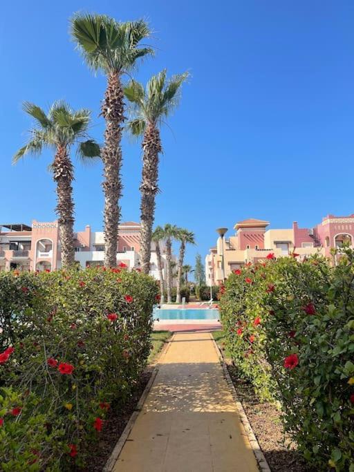Appartement En Residence + Grande Terrasse Sur Le Toit Saïdia 外观 照片