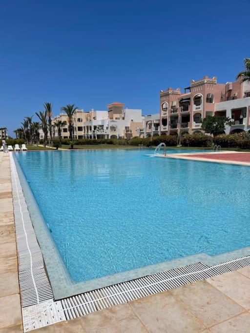 Appartement En Residence + Grande Terrasse Sur Le Toit Saïdia 外观 照片